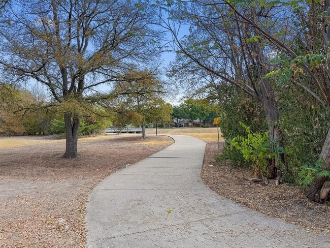 Building Photo - 716 Camp Fire Trail