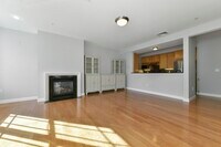 Building Photo - 185 High St