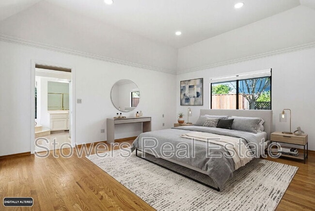 Building Photo - 618 Banister Ln