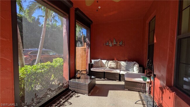 Building Photo - 9055 Capistrano St N