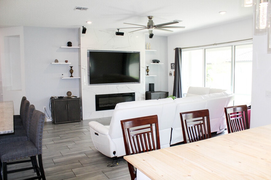Family Room - 2019 Soaring Oak Way