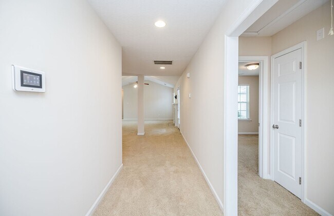 Building Photo - 272 High Meadows Cir