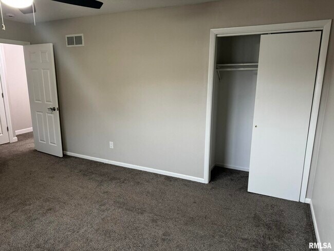 Building Photo - 1728 Taylor St