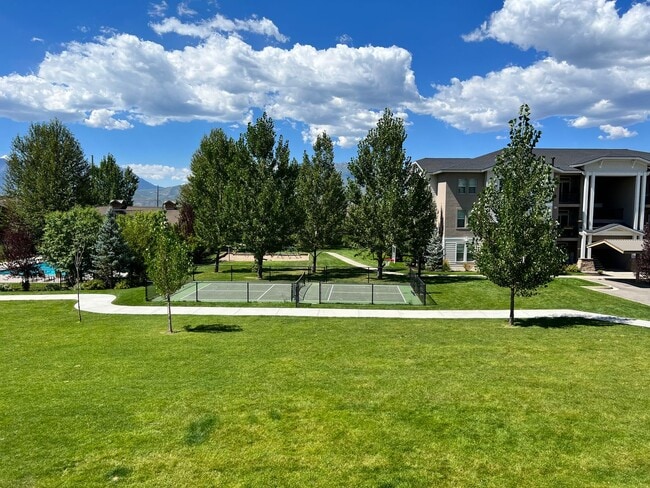 Building Photo - Ranch Landing Condo