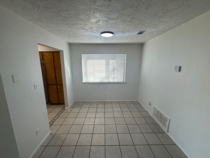 Building Photo - 1318 Marlton St