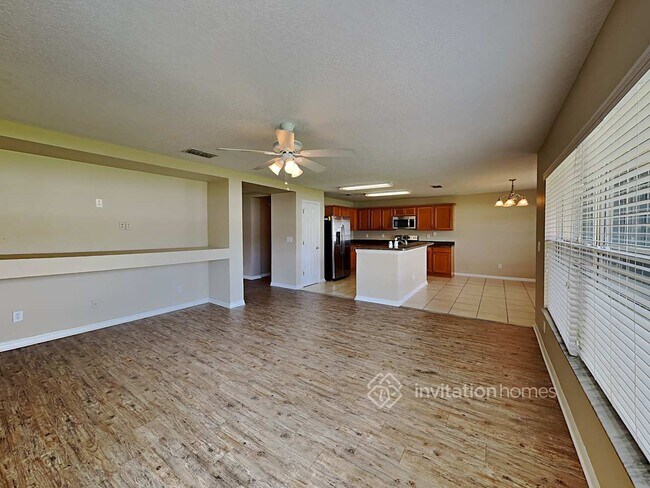 Building Photo - 3084 Tobago Ave