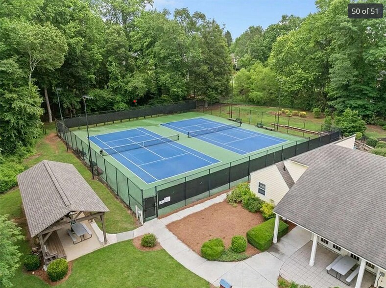 Building Photo - 3820 E Carlyle Ct