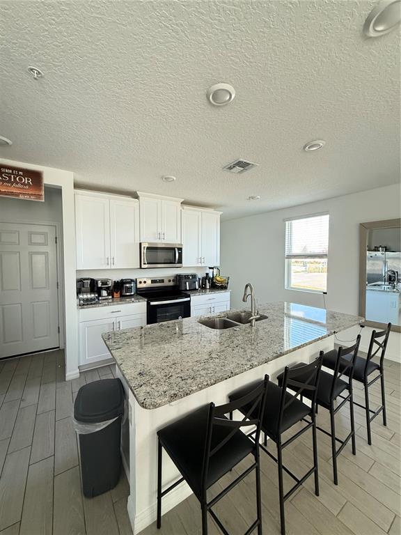 Building Photo - 2130 Crape Jasmine Ln