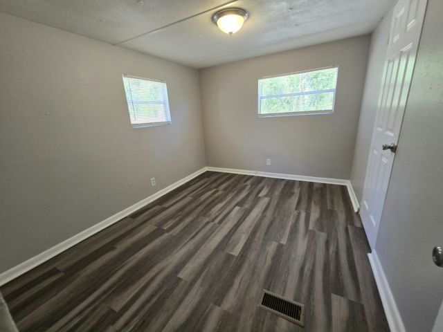 Building Photo - 11211 East Bay Rd