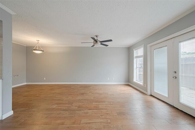 Building Photo - 6452 Kentwick Dr