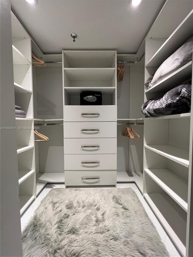 Building Photo - 1266 S Military Trail