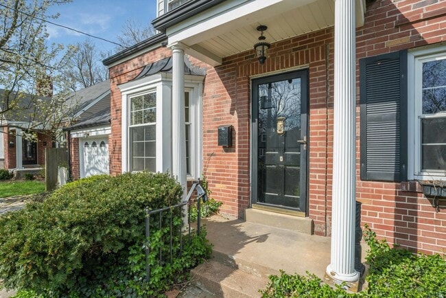 Building Photo - 2B/1B Charming Single Family home in Glend...