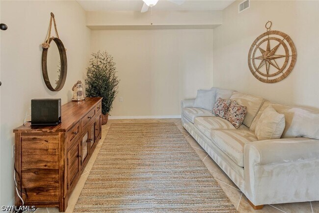 Building Photo - 9735 Acqua Ct