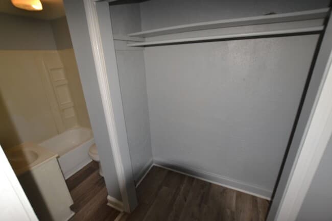 Building Photo - Updated, 3 bedroom, 2 bath home on treed l...