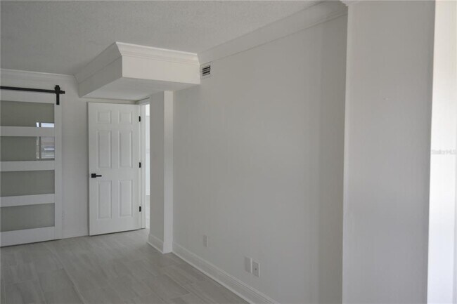 Building Photo - 1651 Sand Key Estates Ct