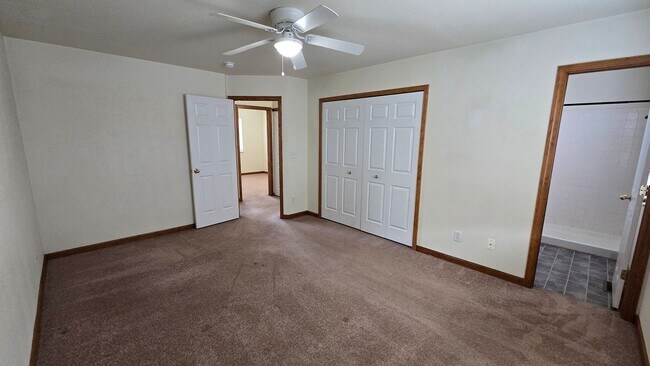 Building Photo - 7238 Banberry Dr