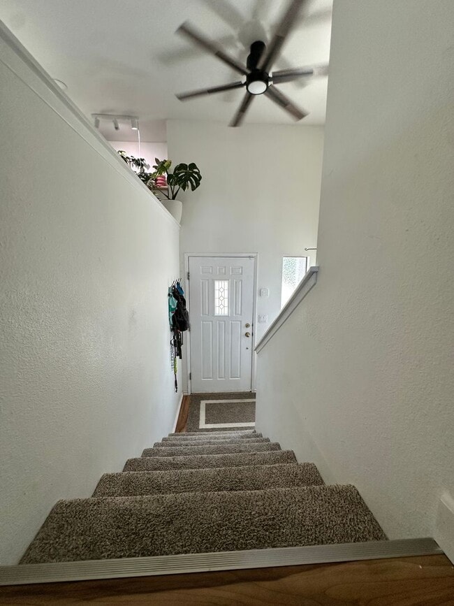 Building Photo - Gorgeous single- family home with Detached...