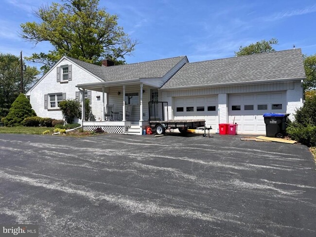 Building Photo - 283 Old Stottsville Rd