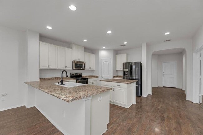 Building Photo - 150 Jasmine Cove