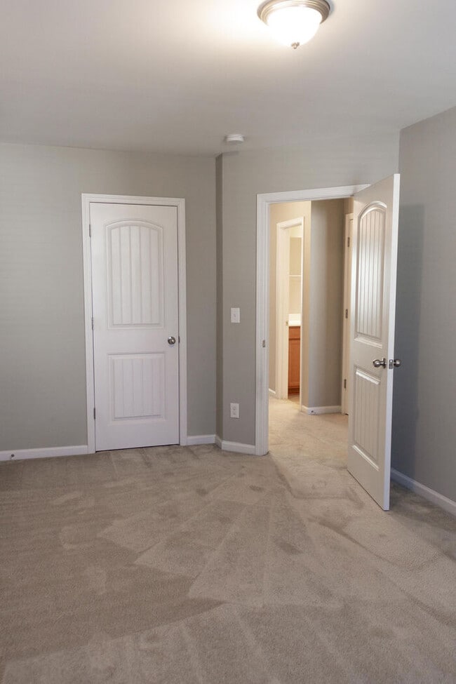 Building Photo - ** COMING SOON** Gorgeous Raleigh Townhome...