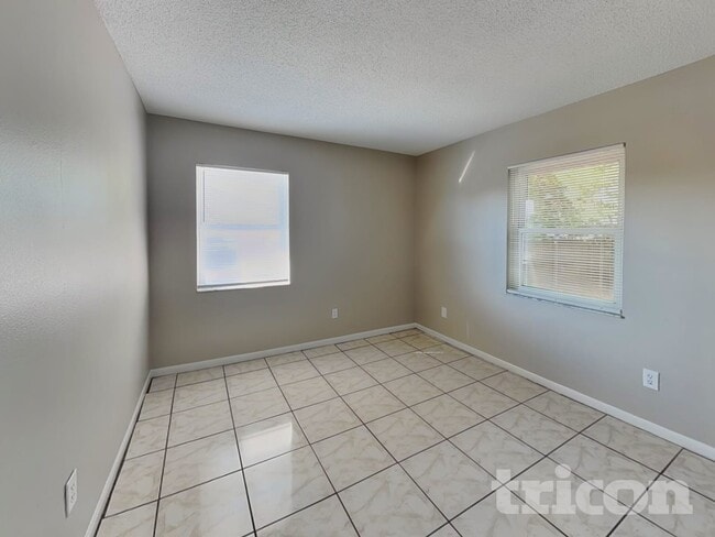 Building Photo - 12624 Eddington Rd