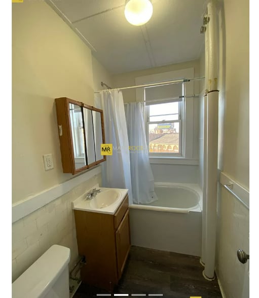 Building Photo - 1091 Boylston St