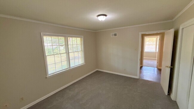 Building Photo - 4027 Faronia Dr