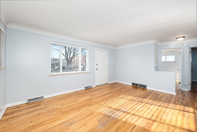 Building Photo - 8989 E 12th Ave