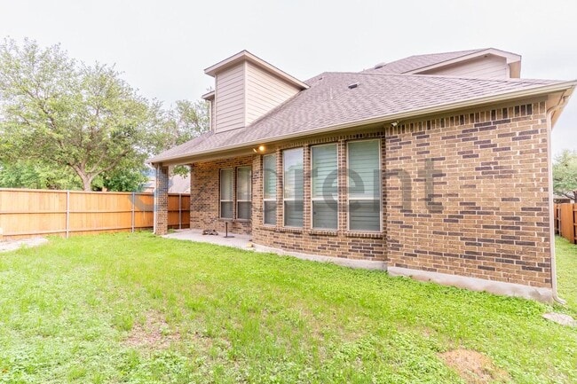 Building Photo - 300 Jack Ryan Ln