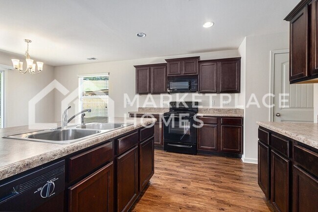 Building Photo - 269 Chesser Reserve Dr