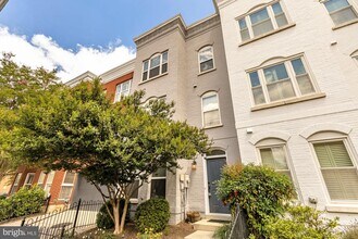 Building Photo - 1227 V St NW