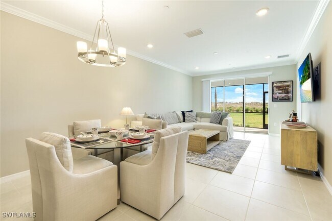 Building Photo - 11811 Venetian Lagoon Dr