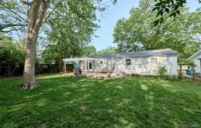 Building Photo - 708 Whitewillow Ln