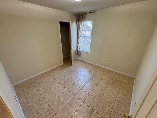 Building Photo - 6302 Ballina Meadows Ct