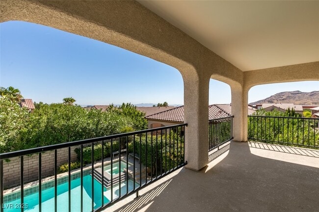 Building Photo - 11933 Orense Dr