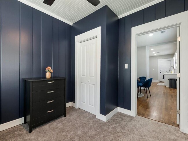 Building Photo - 1054 Katherwood Dr SW