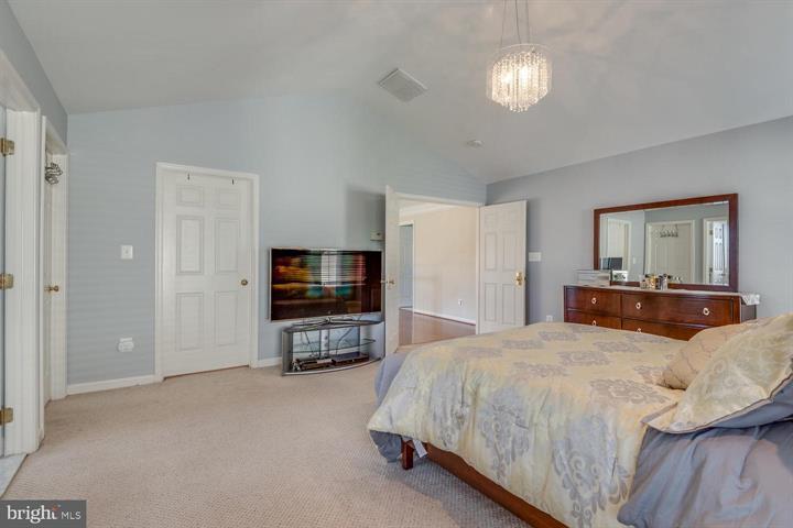 Building Photo - 10857 Hunter Gate Way