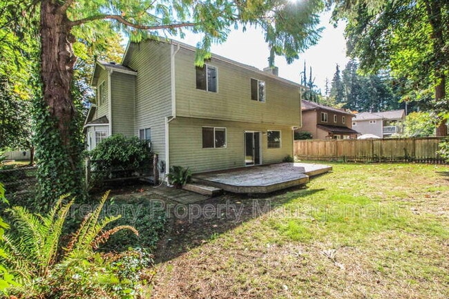 Building Photo - 11933 109th Ave NE