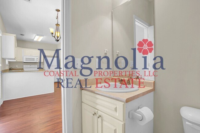 Building Photo - 3 Bedroom 2.5 Bathroom 1488 sf townhome in Cypress Point - Richmond Hill