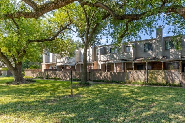Building Photo - 1625 Prairie Grove Dr