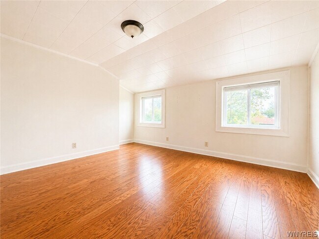 Building Photo - 3225 Belden Pl