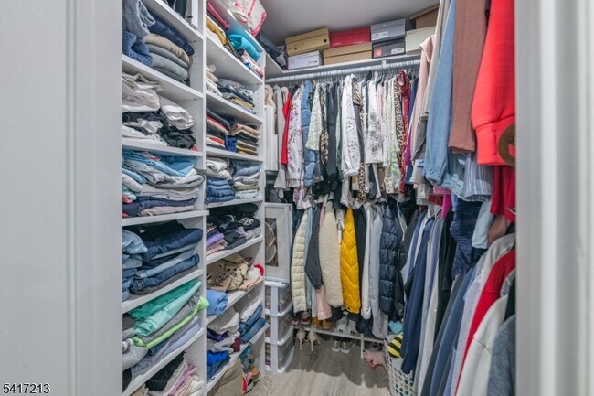 Building Photo - 70 Overlook Dr