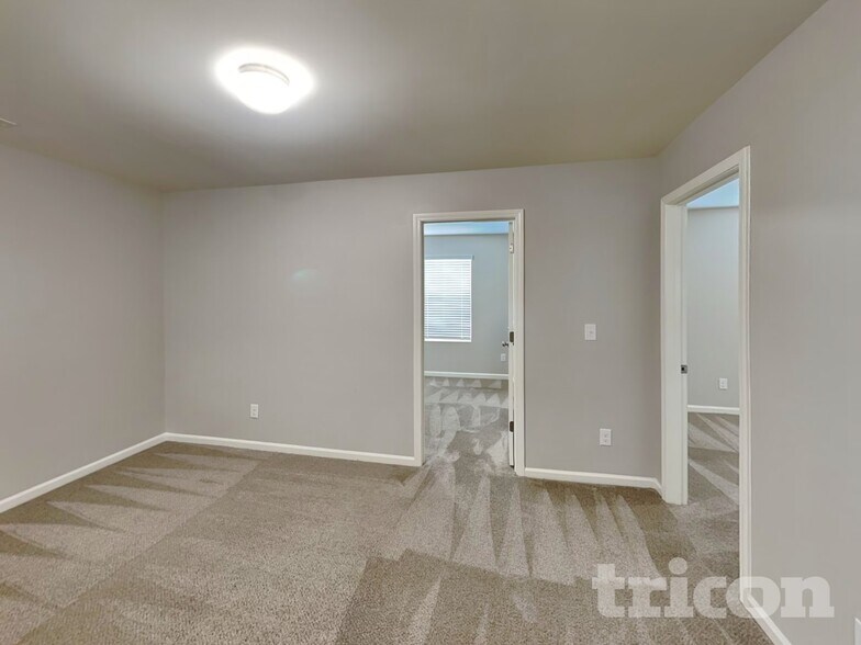 Building Photo - 841 Georgia Oak Ln