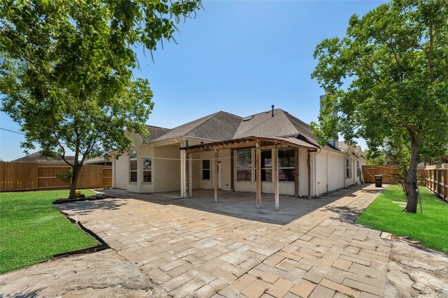 Building Photo - 22022 Bridgestone Hawk Ct