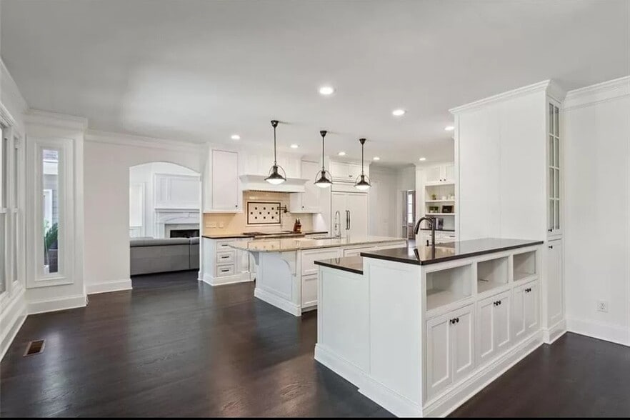 kitchen - 1809 Wynthrop Manor Dr SW