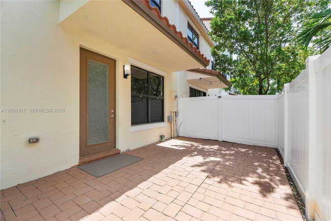 Building Photo - 20914 NW 1st Dr