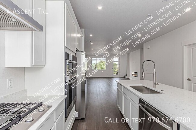 Building Photo - 9200 E Mineral Ave