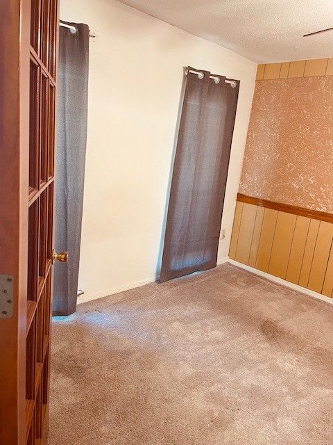 Building Photo - 2424 Oakmere Dr