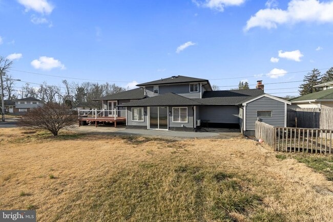 Building Photo - 139 Adrienne Ave