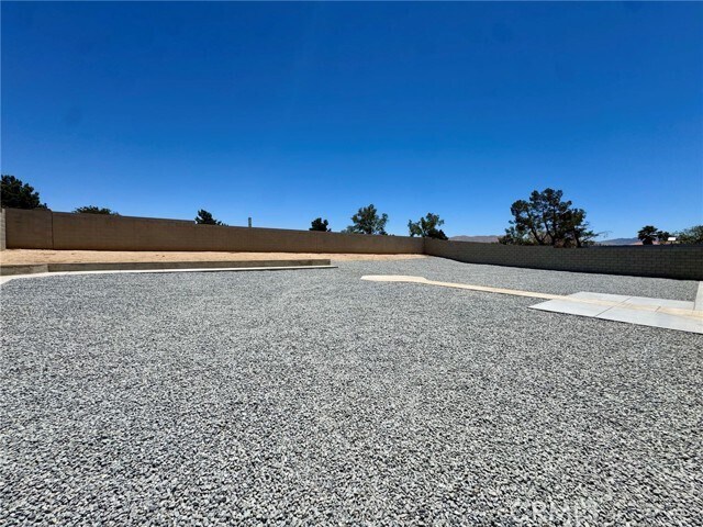 Building Photo - 12789 Yorkshire Dr
